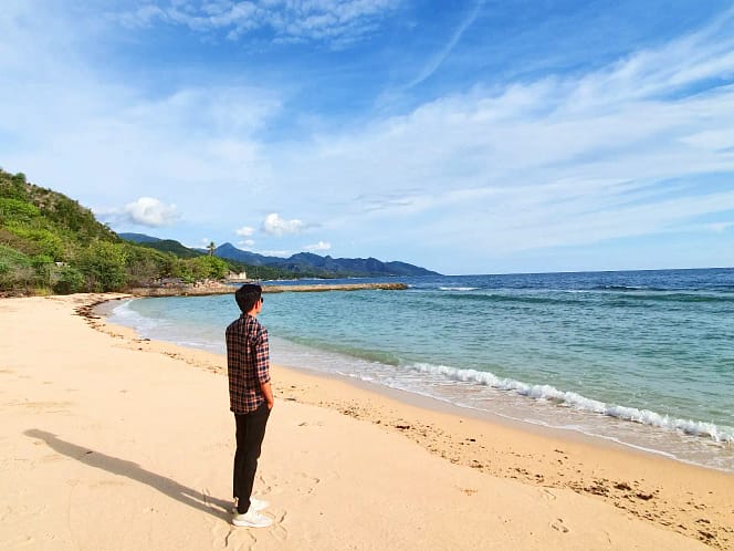 
 Cari Pantai Seru Di Gorontalo? Cobain Aja Ke Pantai Kurenai